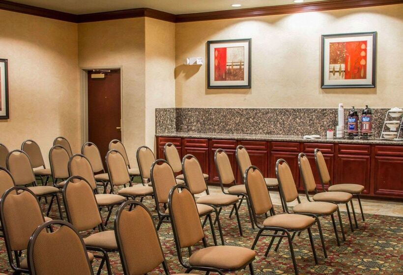 Отель Sleep Inn & Suites At Six Flags