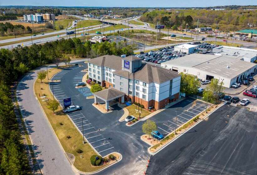 בית מלון כפרי Sleep Inn & Suites Auburn Campus Area I85