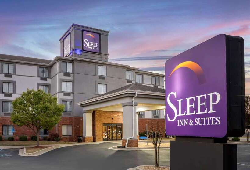 בית מלון כפרי Sleep Inn & Suites Auburn Campus Area I85