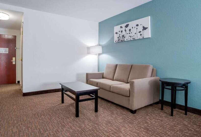 בית מלון כפרי Sleep Inn & Suites Auburn Campus Area I85