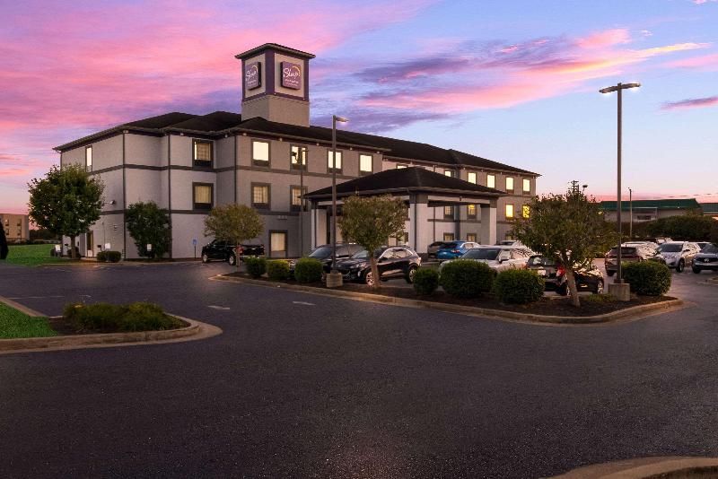 בית מלון כפרי Sleep Inn & Suites