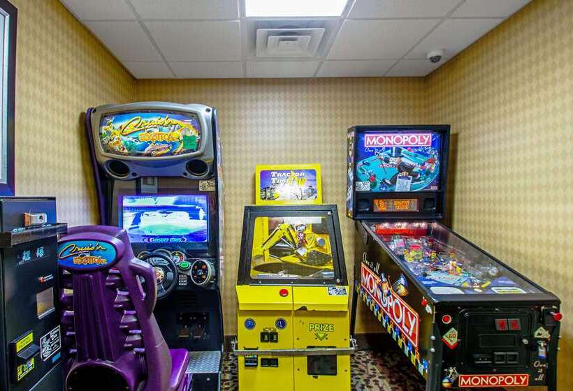 בית מלון כפרי Sleep Inn & Suites Madison   Monona