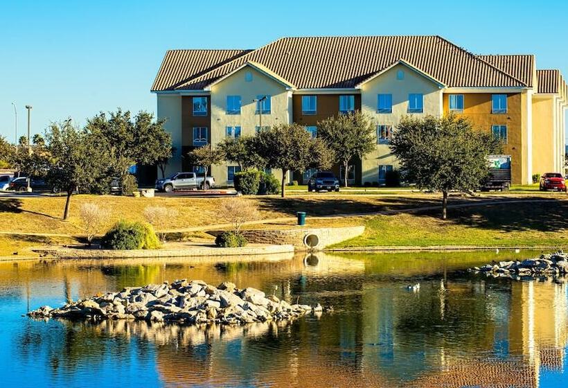 Otel Staybridge Suites Laredo, An Ihg