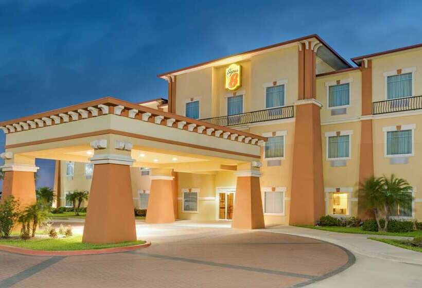 酒店 Super 8 By Wyndham Hidalgo At La Plaza Mall & Mcallen Airport