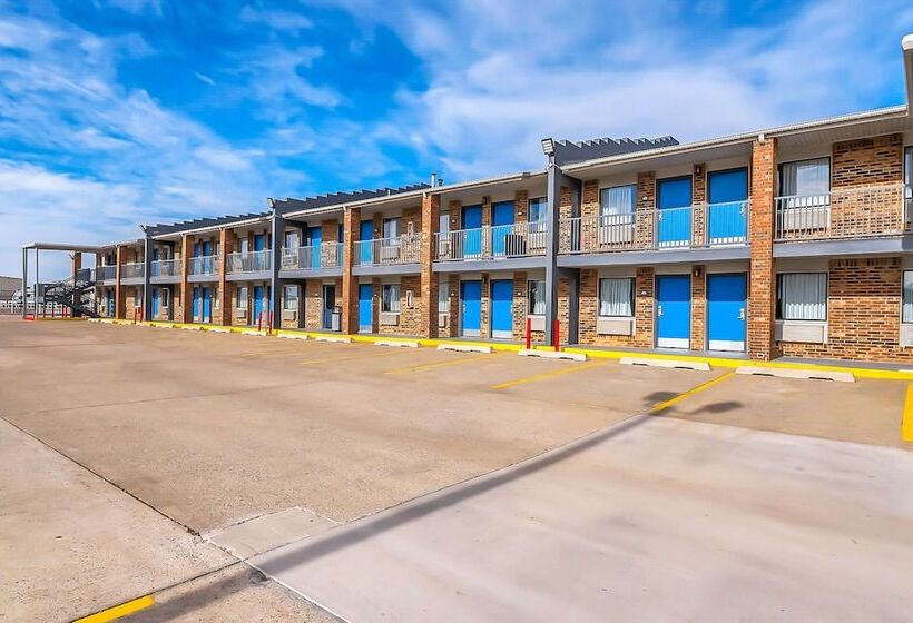 Surestay Hotel By Best Western Oklahoma City West