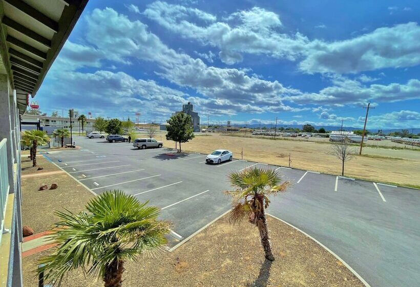 Surestay Hotel By Best Western Williams