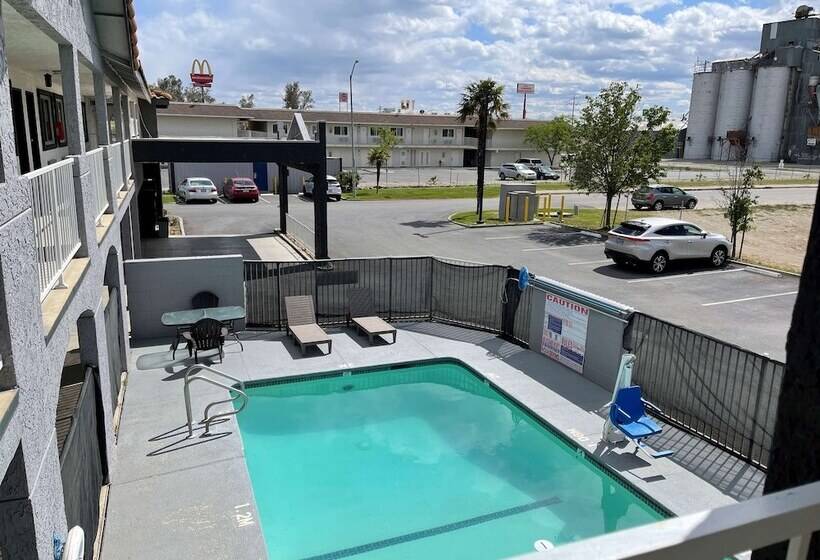 Surestay Hotel By Best Western Williams