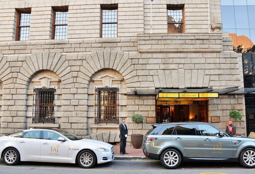 בית מלון כפרי Taj Cape Town