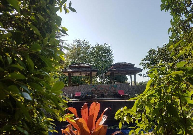 호텔 Thai Modern Resort & Spa Newly Renovated