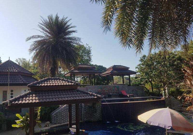 호텔 Thai Modern Resort & Spa Newly Renovated