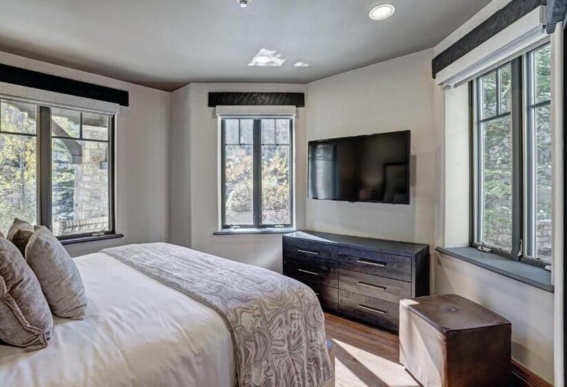 ホテル The Arrabelle At Vail Square, A Rockresort