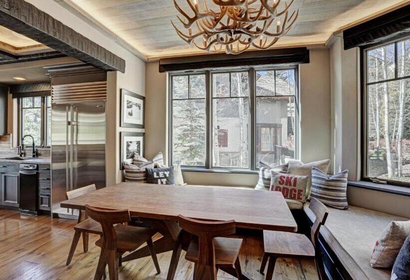 ホテル The Arrabelle At Vail Square, A Rockresort