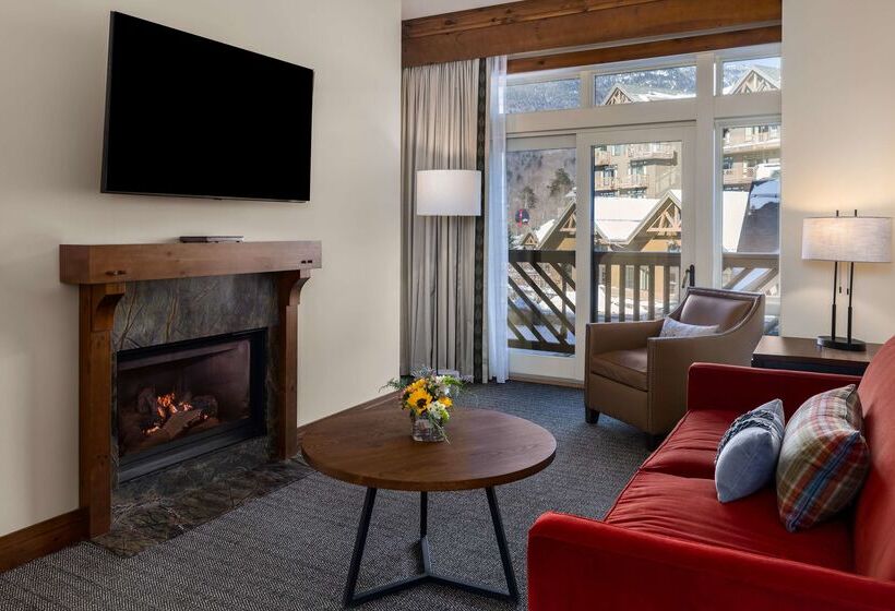 هتل The Lodge At Spruce Peak, A Destination By Hyatt Residence
