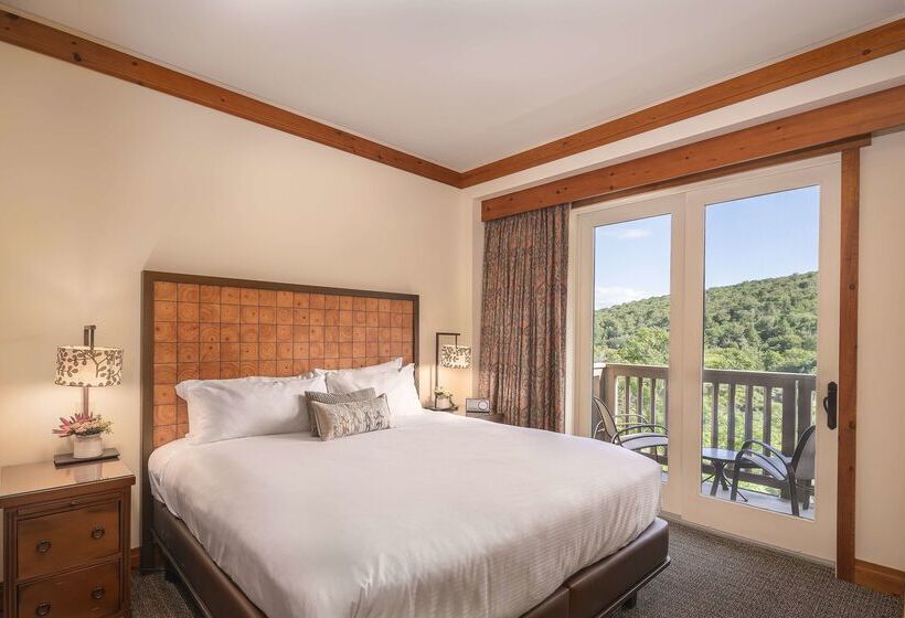هتل The Lodge At Spruce Peak, A Destination By Hyatt Residence