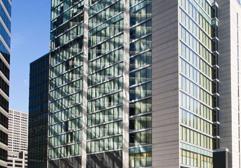 هتل The Royal Sonesta Chicago River North