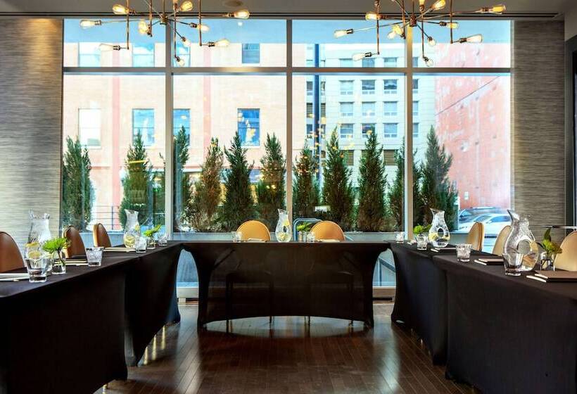 هتل The Royal Sonesta Chicago River North