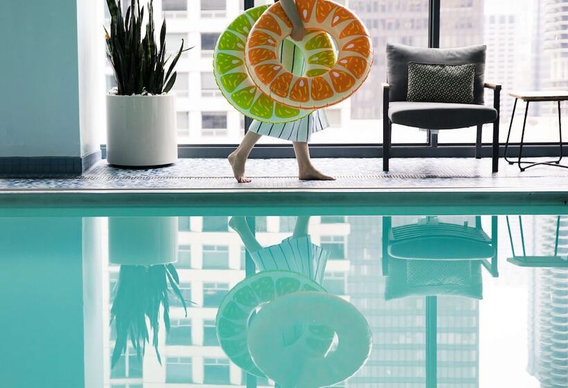 هتل The Royal Sonesta Chicago River North