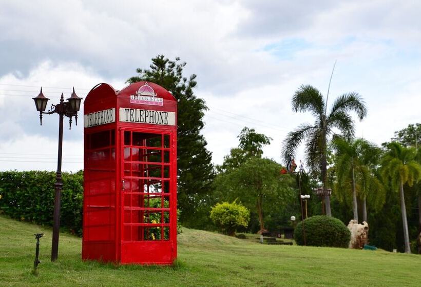 ホテル Touch Star Resort Doi Inthanon