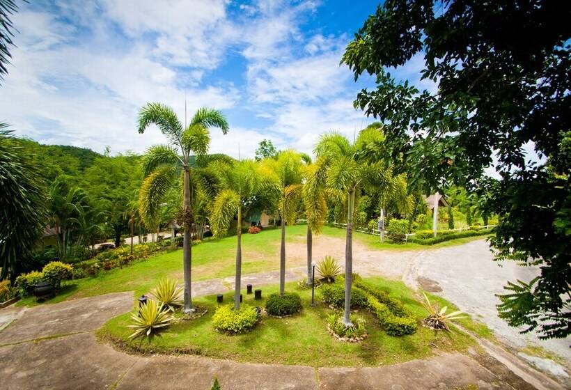 ホテル Touch Star Resort Doi Inthanon