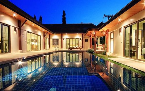 בית מלון כפרי Two Villas Holiday Oriental Style Nai Harn Beach