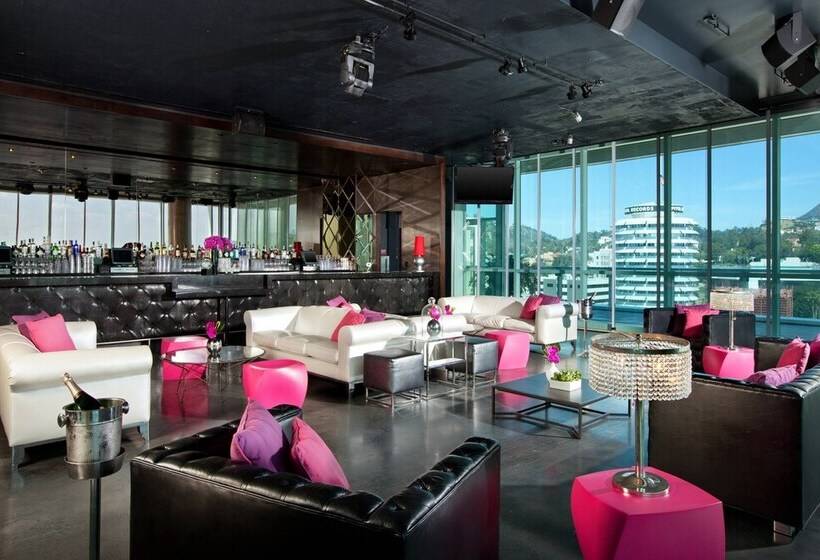 فندق W Hollywood