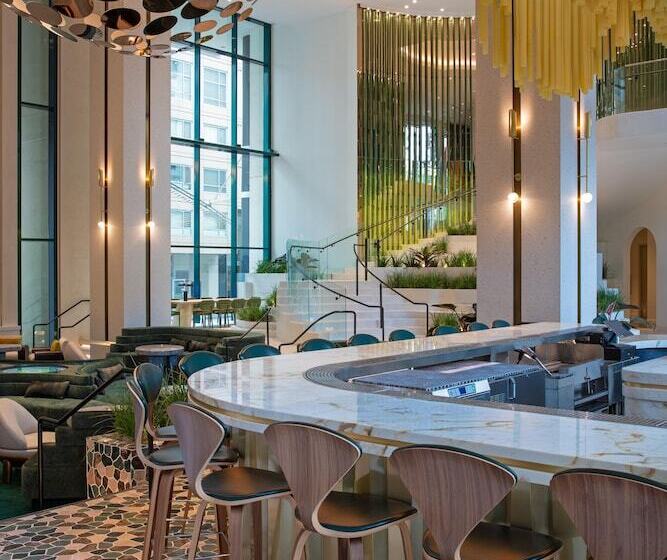 فندق W Hollywood