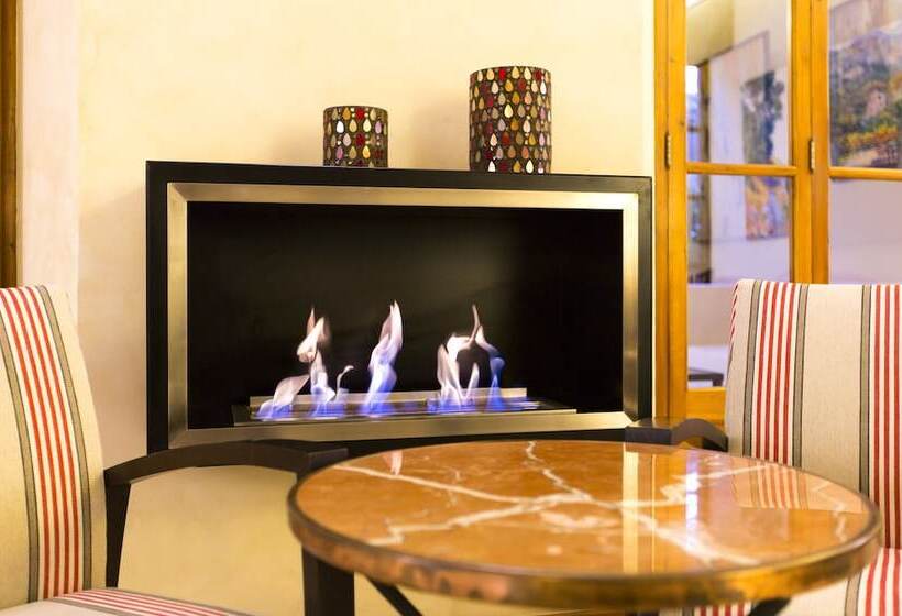 Отель Y Apartamentos Des Puig