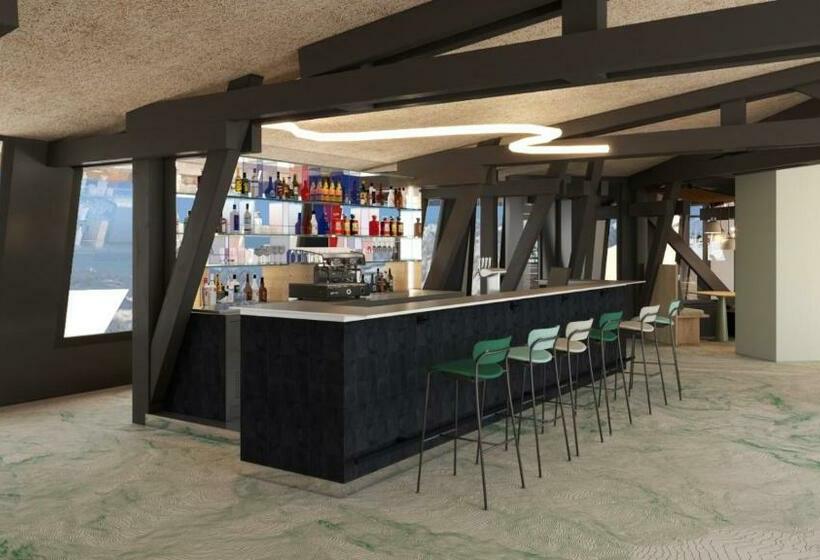 La Cachette, Friendly Hotel