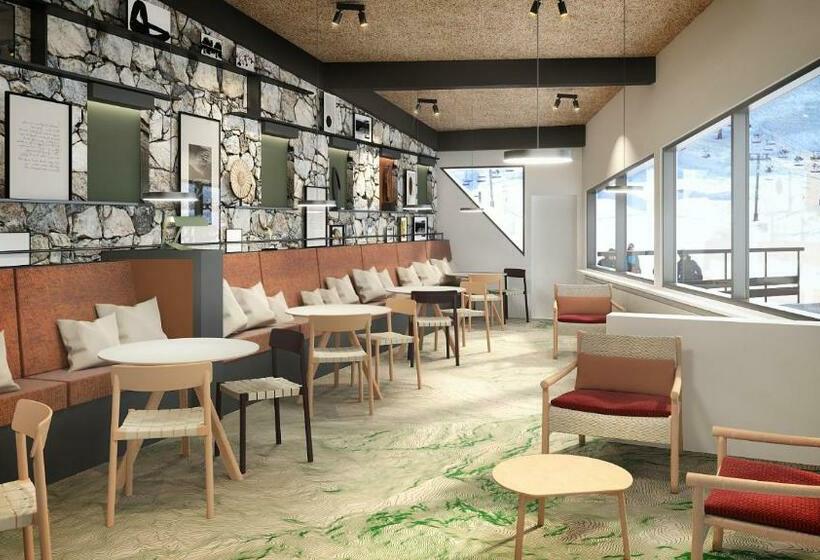 La Cachette, Friendly Hotel