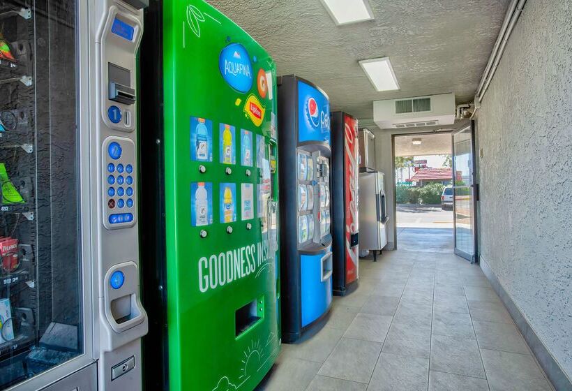 Motel 6kingman, Az  Route 66 East