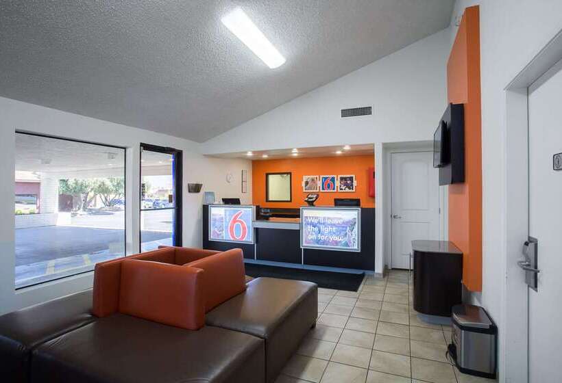 Motel 6 Kingman, Az  Route 66 West