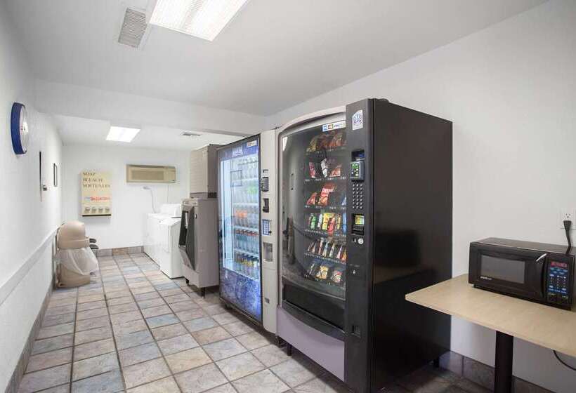 Motel 6 Kingman, Az  Route 66 West