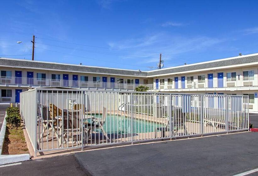 Motel 6 Phoenix, Az  Airport  24th Street