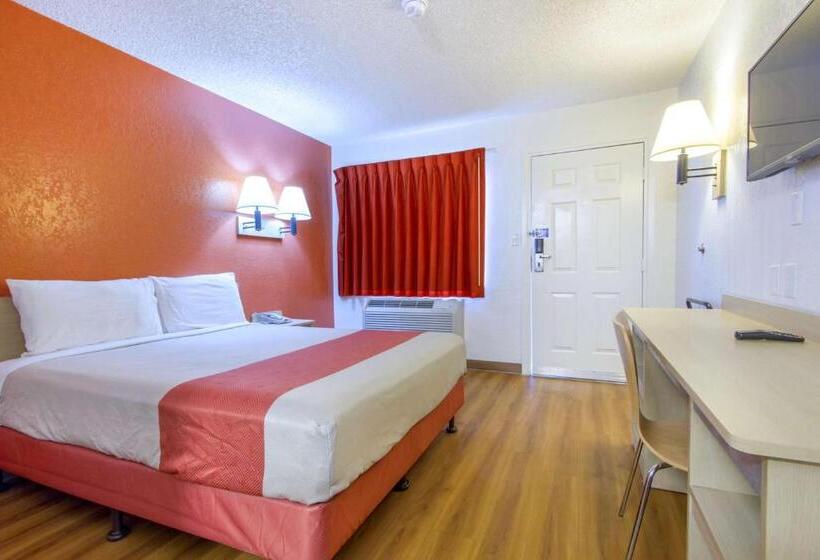 Motel 6 Phoenix, Az  Airport  24th Street