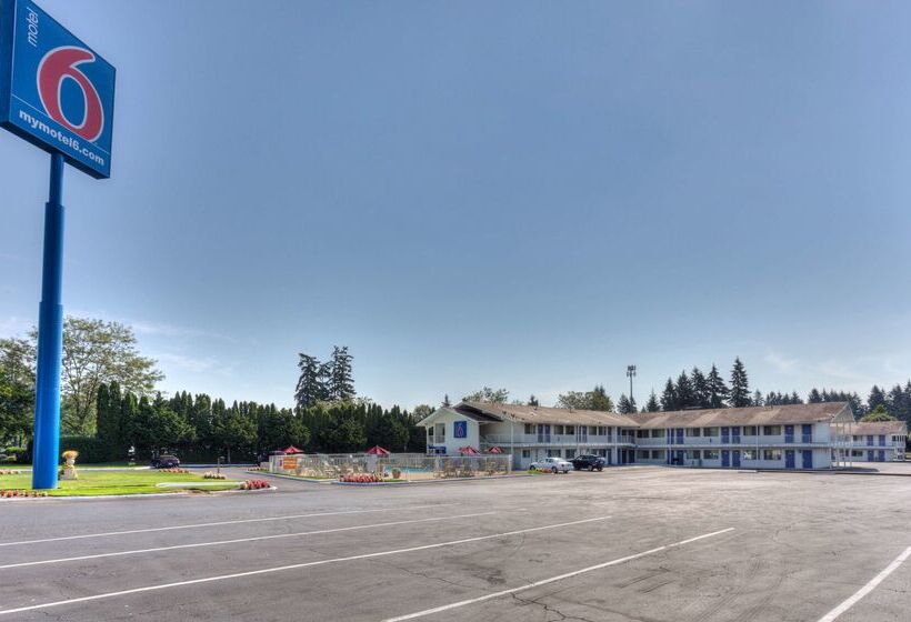 Motel 6tigard, Or  Portland South  Lake Oswego