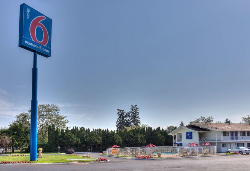Motel 6tigard, Or  Portland South  Lake Oswego