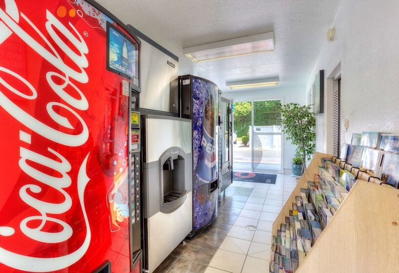 Motel 6tigard, Or  Portland South  Lake Oswego