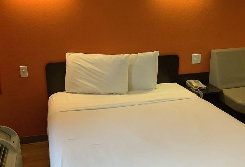 فندق على الطريق Carlsbad Village Inn