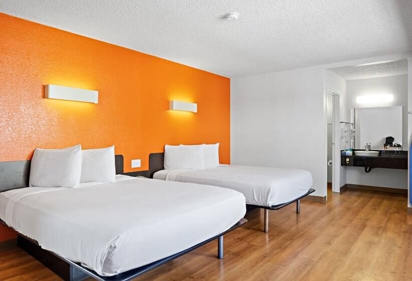 فندق على الطريق Carlsbad Village Inn