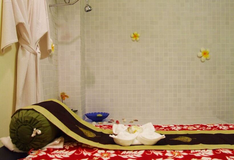 استراحتگاه Sarita Chalet And Spa