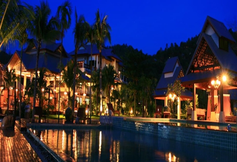 Salad Buri Resort  Sha Extra Plus