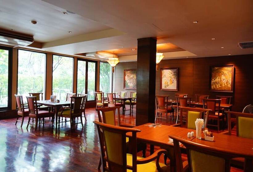 Siripanna Villa Resort & Spa Chiang Mai  Sha Extra Plus