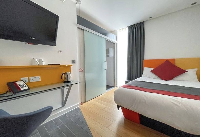 Sleeperz Hotel Cardiff