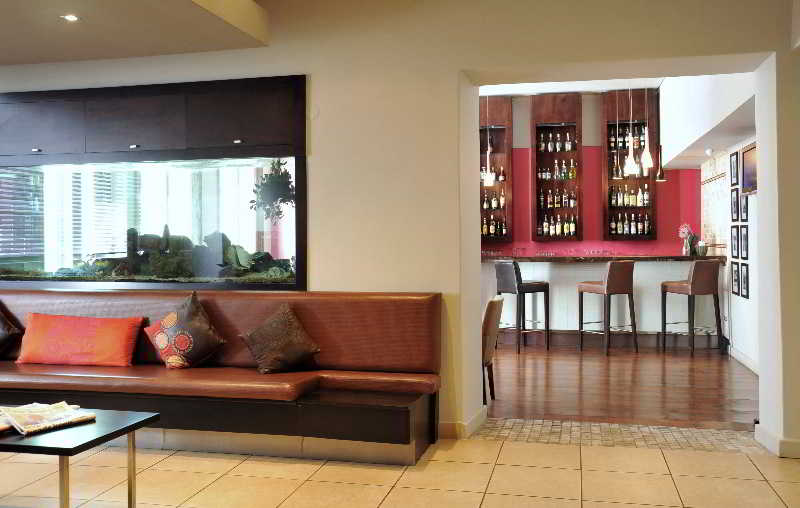 ホテル Adderley Residence