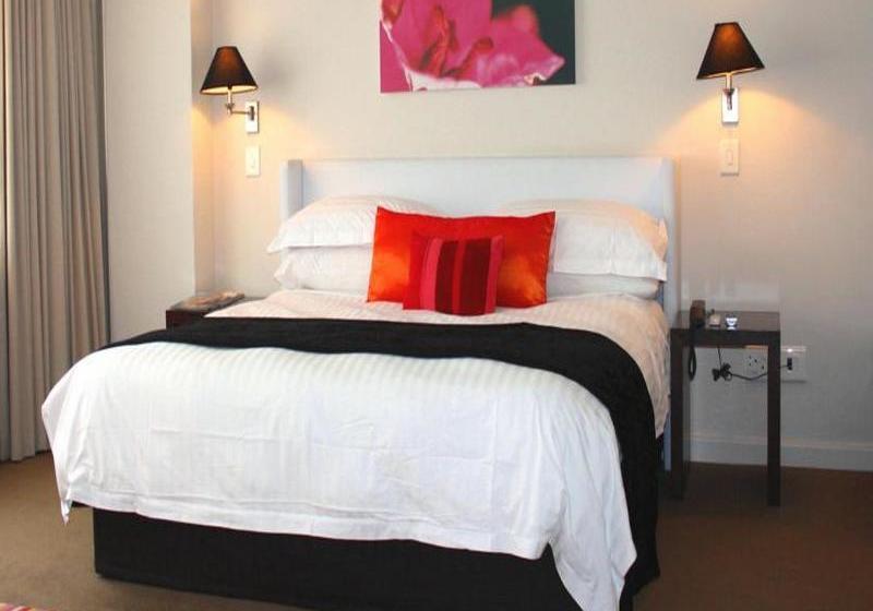 ホテル Adderley Residence