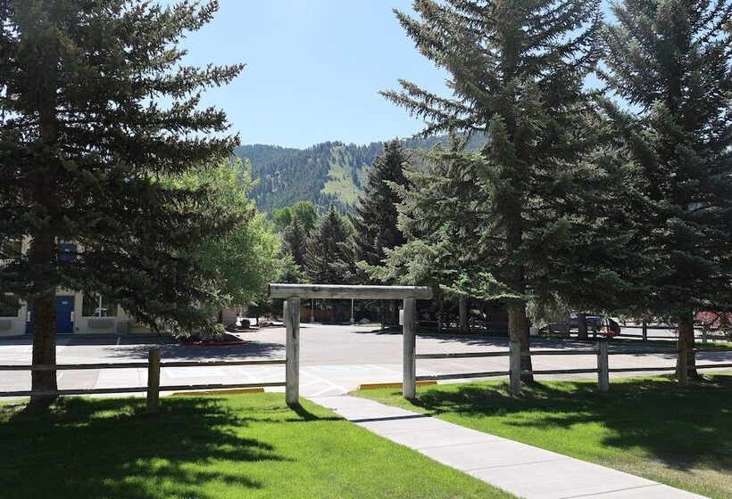 فندق على الطريق The Jackson Southtown