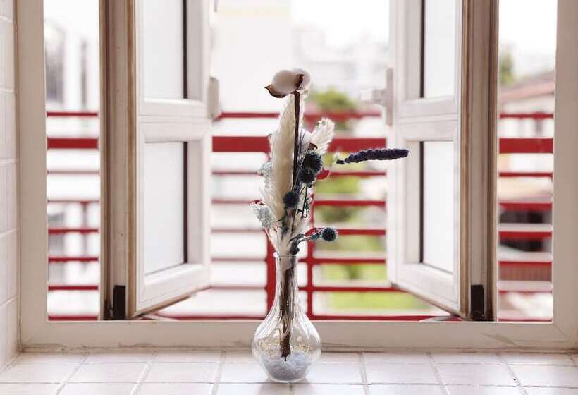 The Snooze Hotel Marine Parade