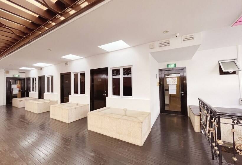 The Snooze Hotel Marine Parade