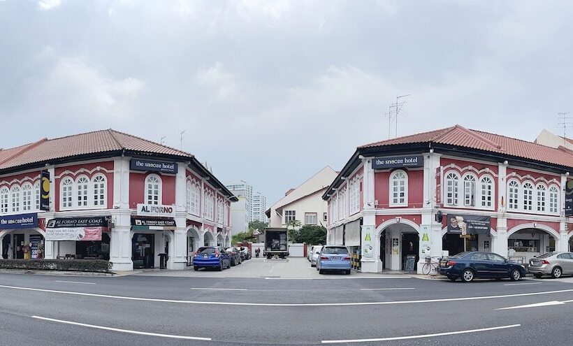 The Snooze Hotel Marine Parade