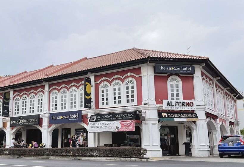 The Snooze Hotel Marine Parade